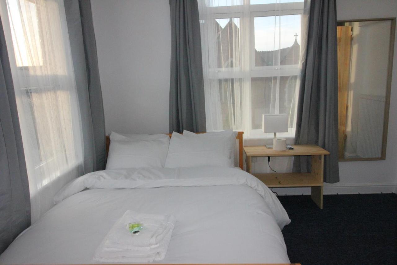 Churchill Hotel & Nagawa Restaurant Coventry Esterno foto